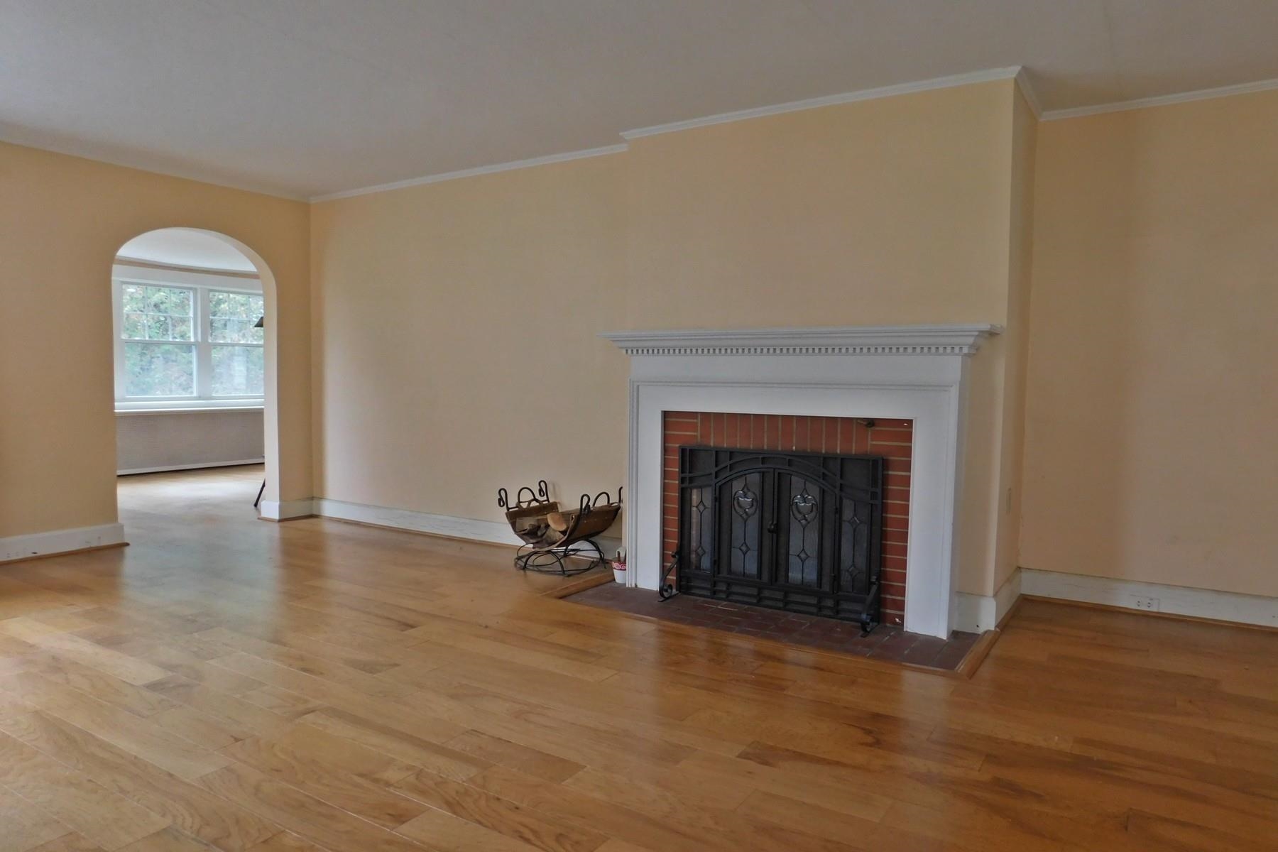 125 Bellevue Avenue Rutland, VT 05701 - Photo 8 of 26 Gallery Image 8