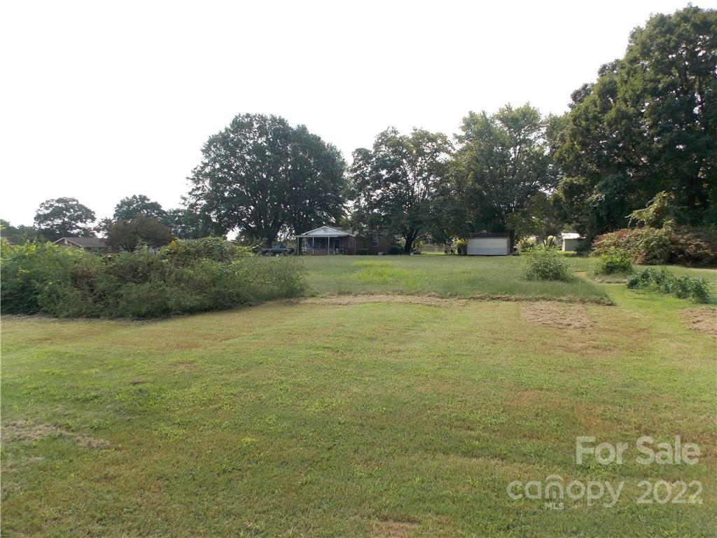 2303 Randolph Road Shelby, NC 28150 - Photo 5 of 47 Gallery Image 5