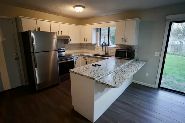 $1,750 | 188 Moreland Avenue, Waterbury, CT 06705