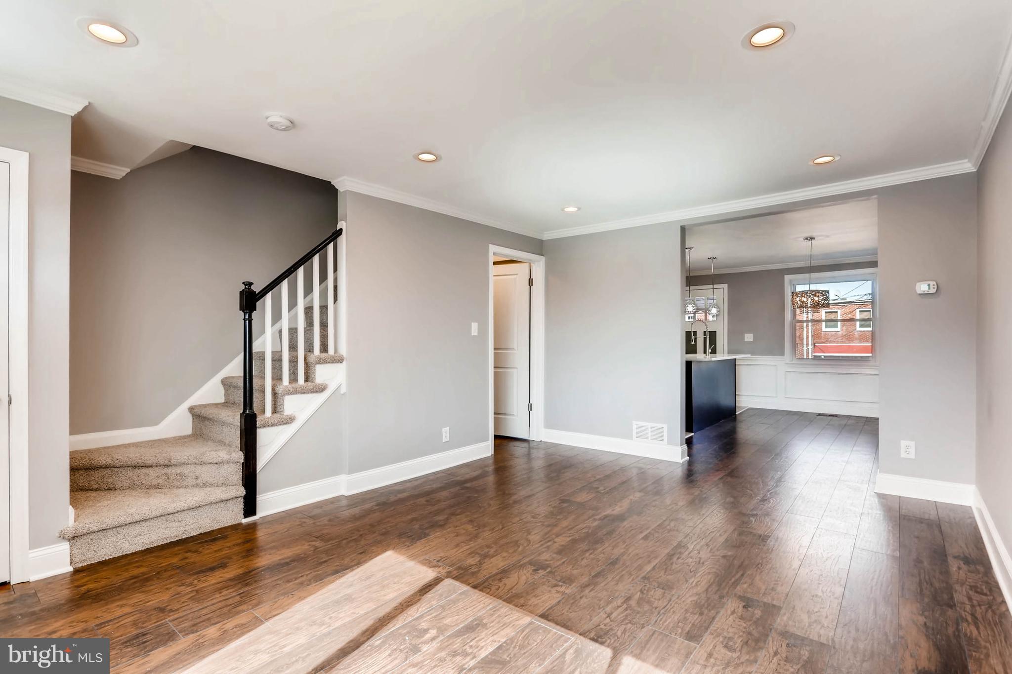 7444 Edsworth Road Baltimore, MD 21222 - Photo 5 of 23 Living Room