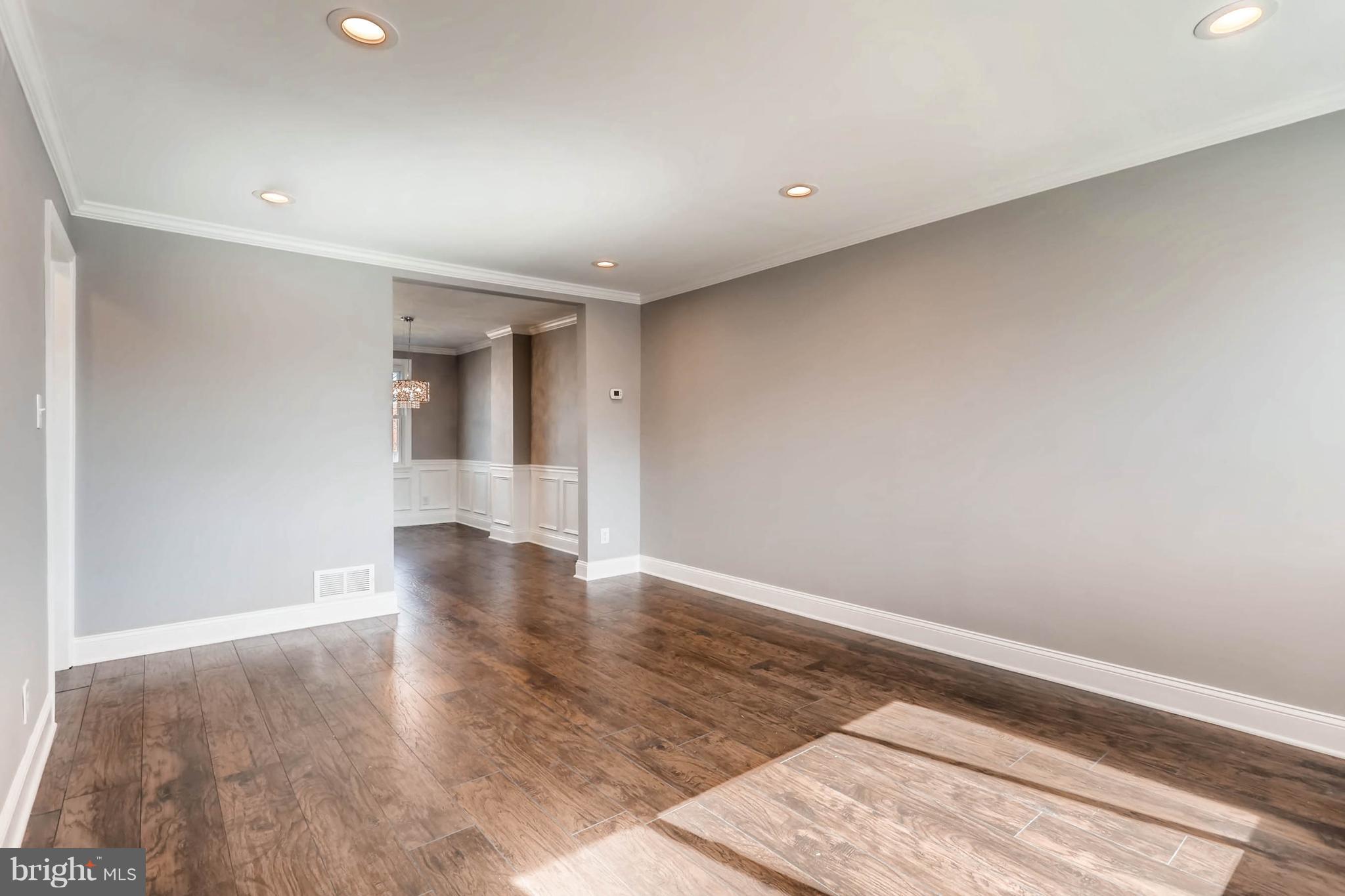 7444 Edsworth Road Baltimore, MD 21222 - Photo 6 of 23 Living Room