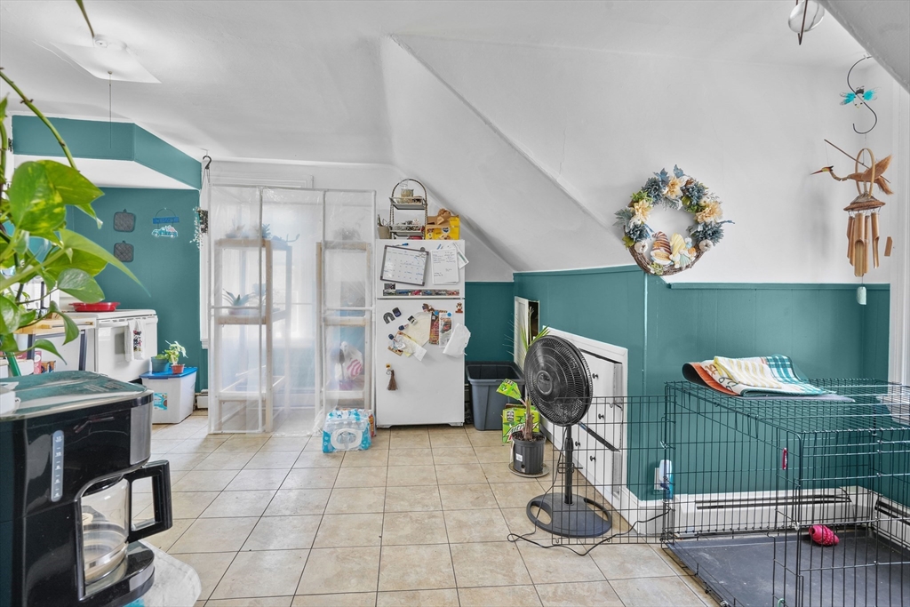 283 Fall River Avenue Seekonk, MA 02771 - Photo 18 of 32 a living room with furniture