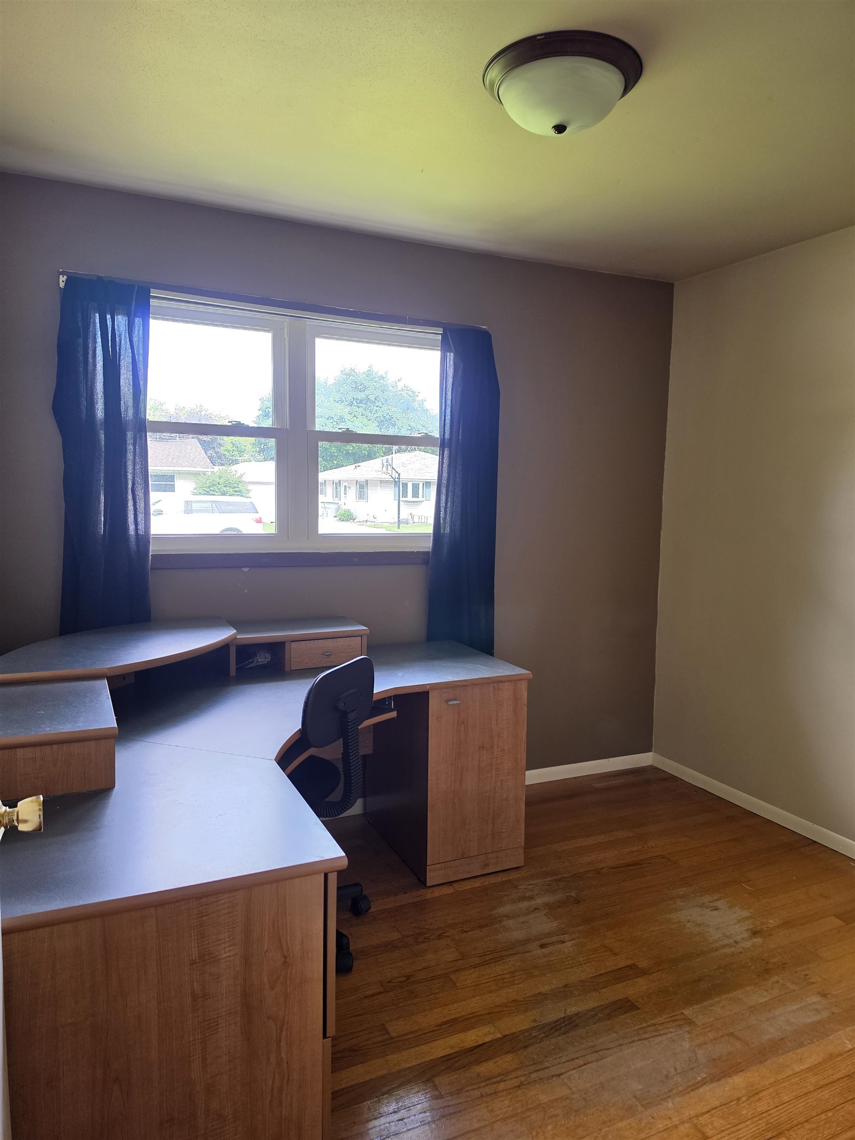 2404 Gmeiner Road Appleton, WI 54915 - Photo 8 of 12