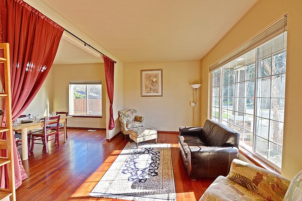 111 197th Street Southwest Bothell, WA 98012 - Photo 3 of 21