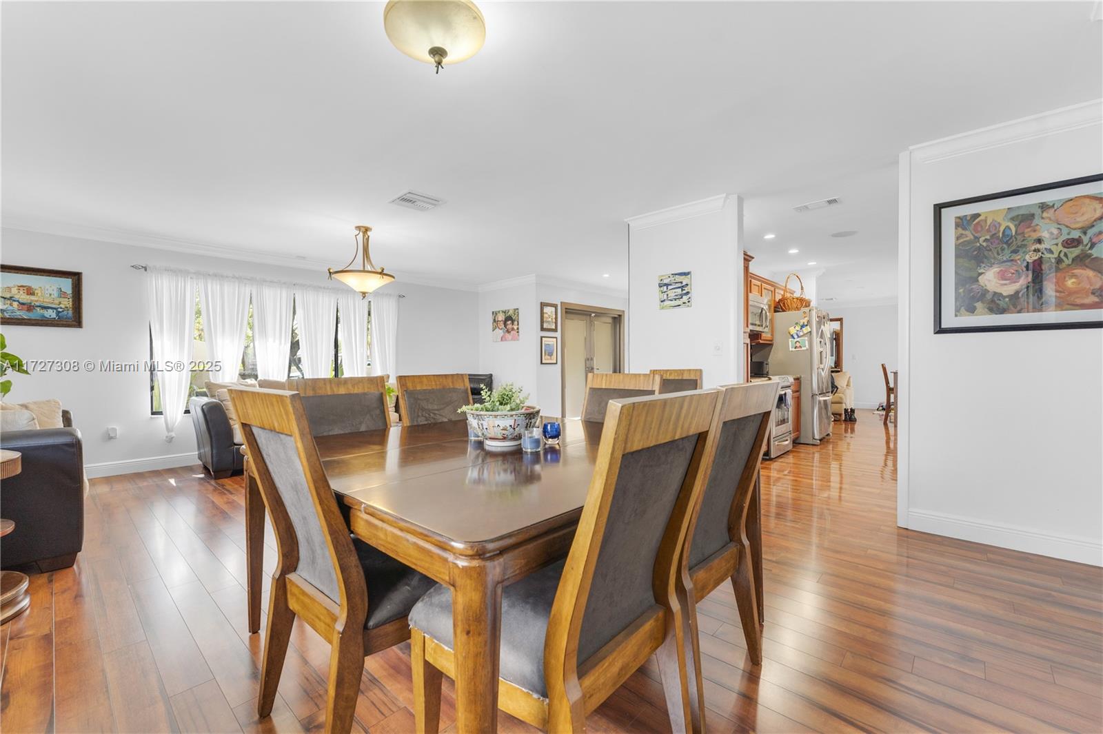 8301 Dundee Terrace Miami Lakes, FL 33016 - Photo 17 of 60 Gallery Image 17