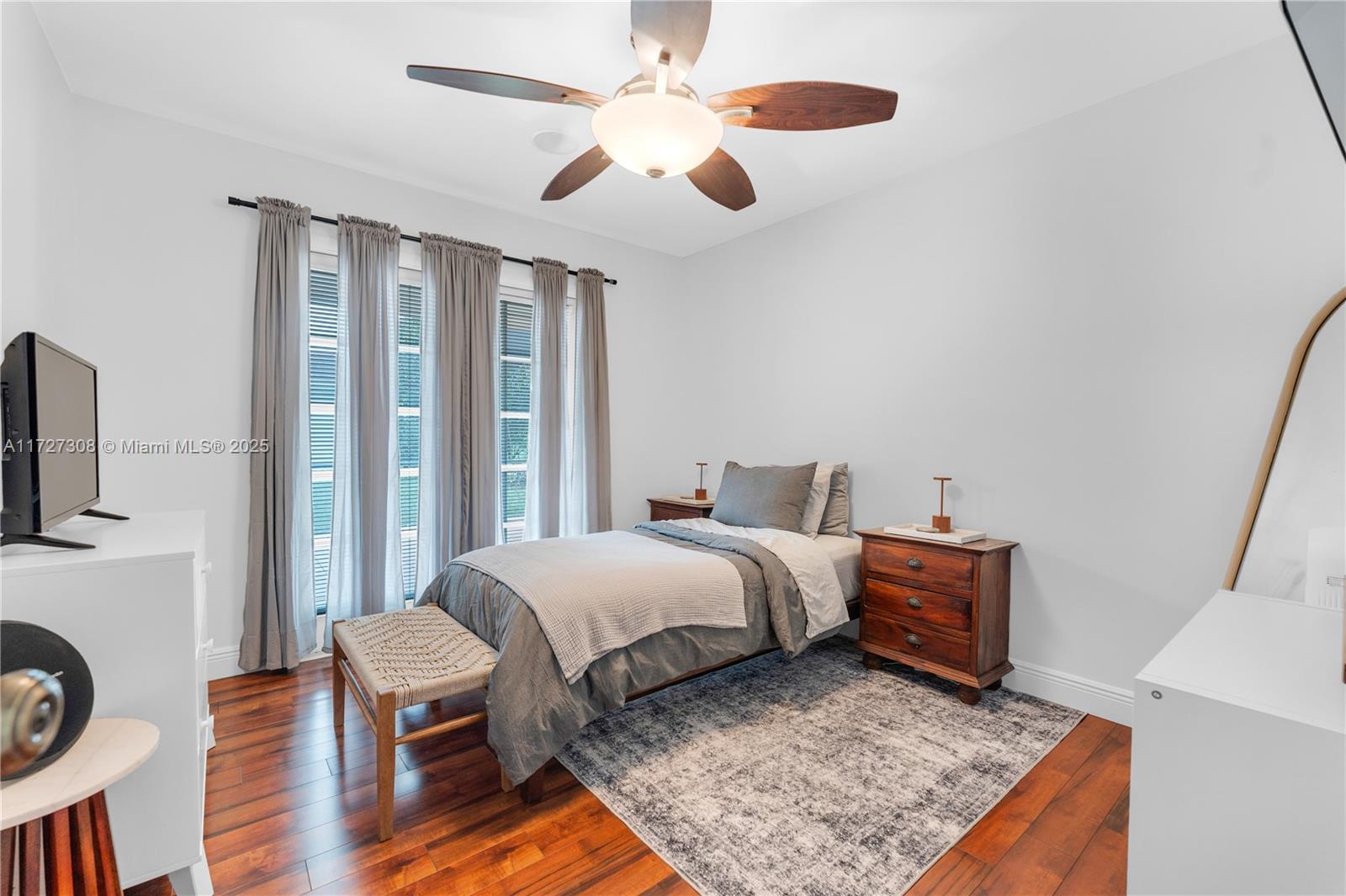 8301 Dundee Terrace Miami Lakes, FL 33016 - Photo 27 of 60 Gallery Image 27