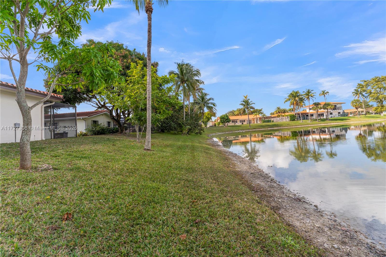8301 Dundee Terrace Miami Lakes, FL 33016 - Photo 41 of 60 Gallery Image 41