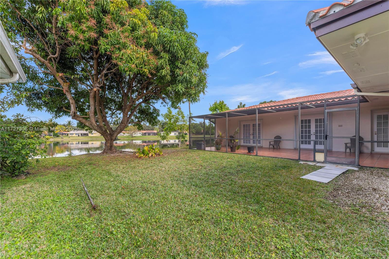 8301 Dundee Terrace Miami Lakes, FL 33016 - Photo 44 of 60 Gallery Image 44