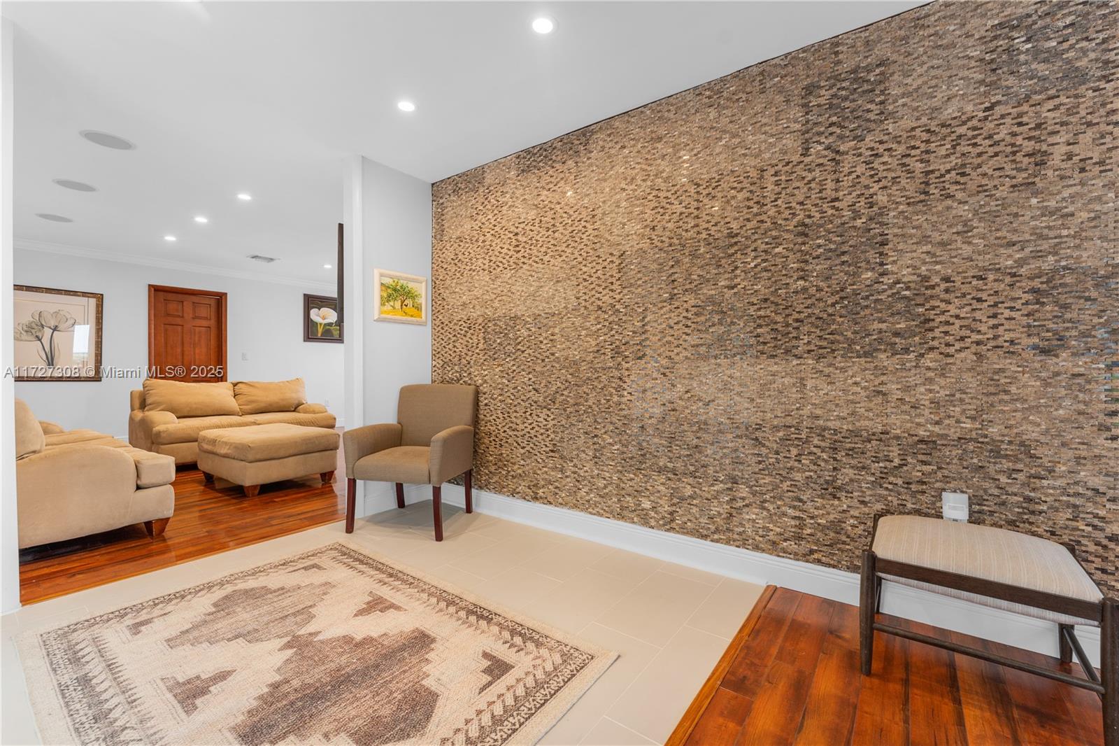 8301 Dundee Terrace Miami Lakes, FL 33016 - Photo 7 of 60 Gallery Image 7