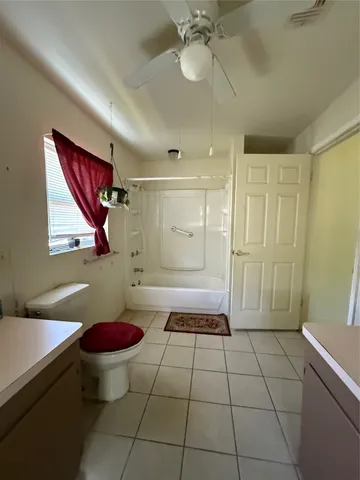 $299,900 | 6674 Fm 3060, Midway, TX 75852