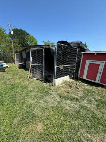 $299,900 | 6674 Fm 3060, Midway, TX 75852