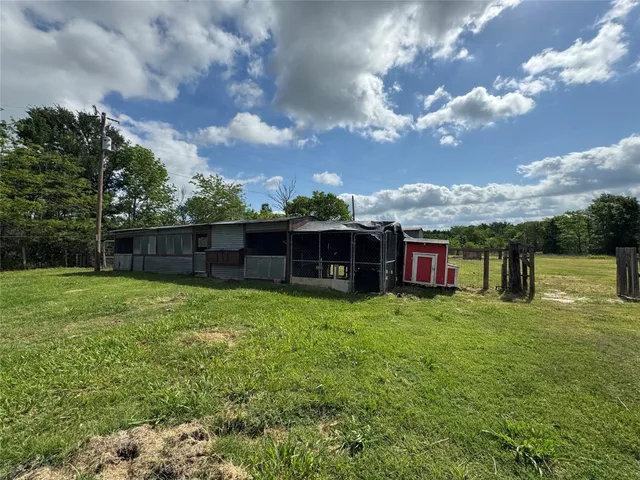 $299,900 | 6674 Fm 3060, Midway, TX 75852