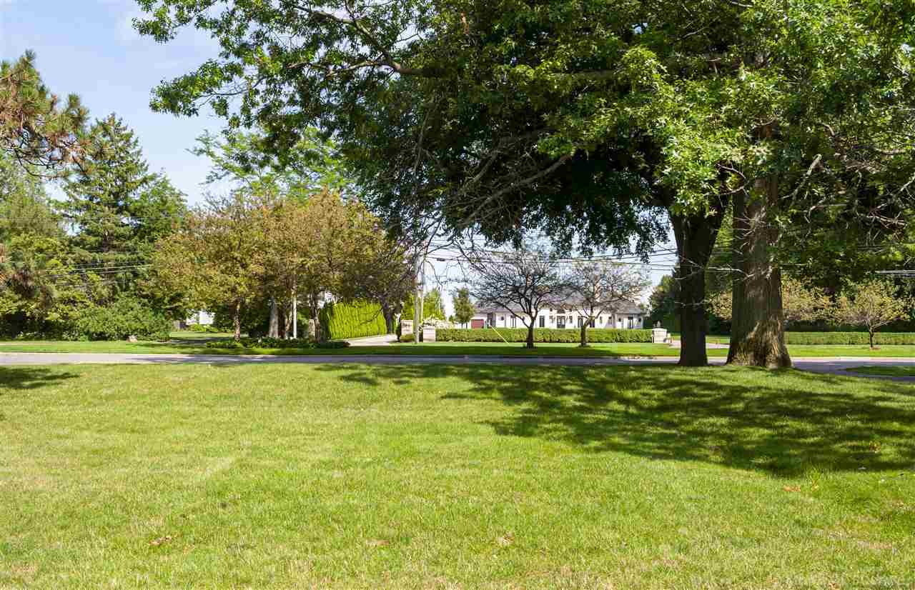 987 Lake Shore Road Grosse Pointe Shores, MI 48236 - Photo 51 of 54