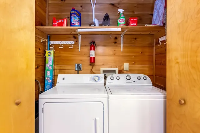 $465,000 | 152 Broken Arrow Path, Blue Ridge, GA 30513