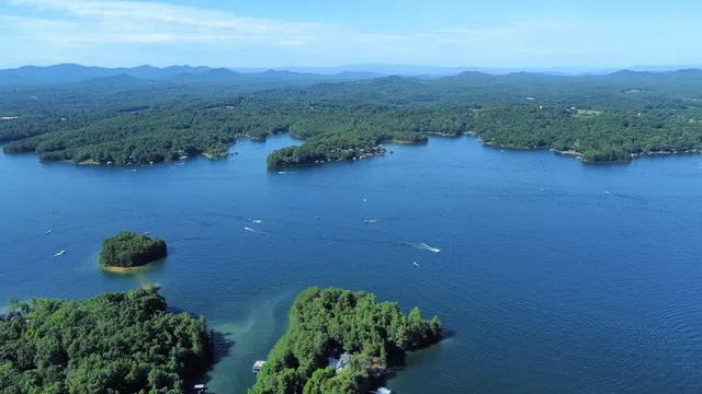 $465,000 | 152 Broken Arrow Path, Blue Ridge, GA 30513