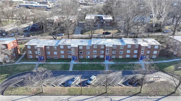 $4,425,000 | 1621 Washington Boulevard, Kansas City, KS 66102
