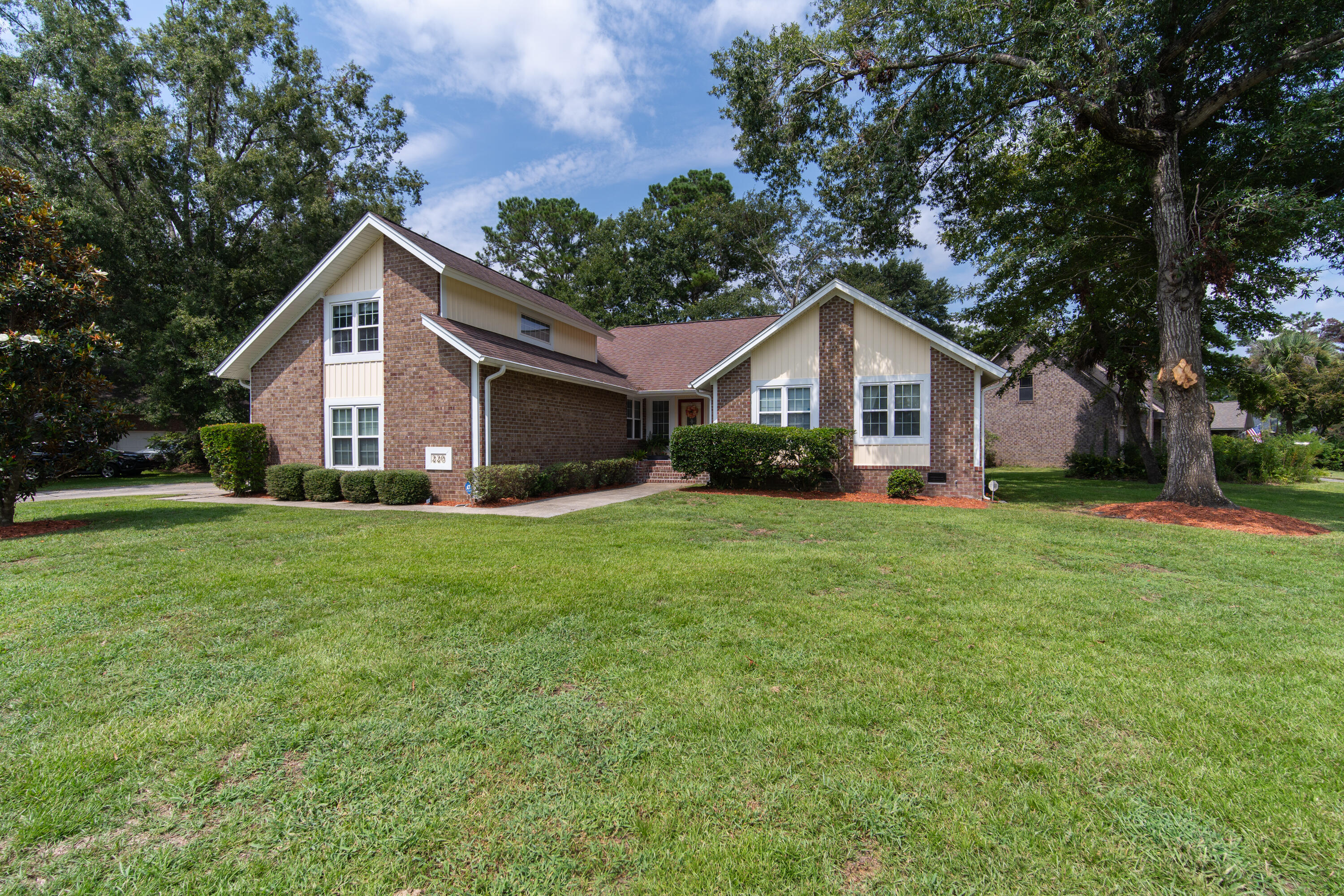 220 Tall Pines Road Ladson, SC 29456 - Photo 1 of 39 220 tall pines road-2