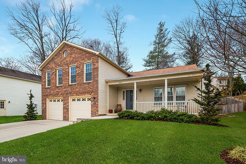 8818 Shadowlake Way Springfield, VA 22153 - Photo 1 of 40 Gallery Image 1