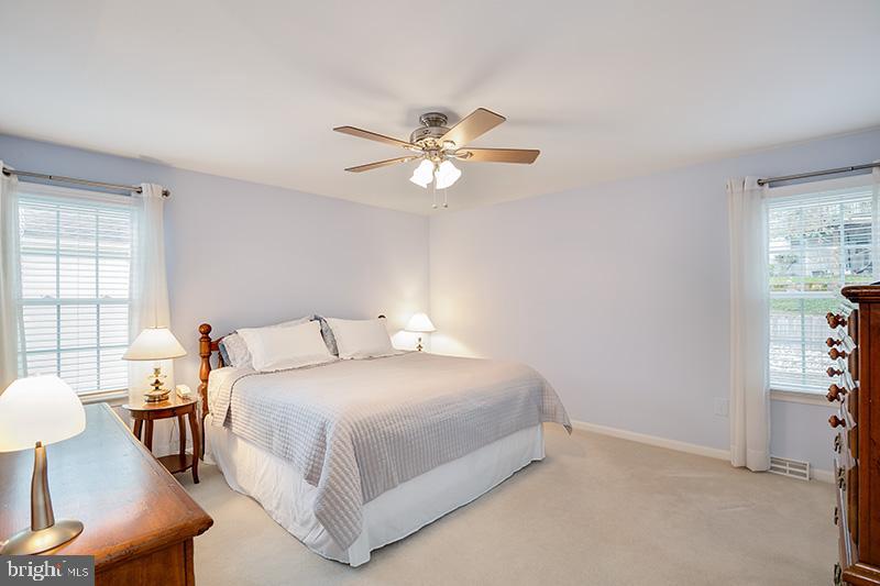 8818 Shadowlake Way Springfield, VA 22153 - Photo 23 of 40 Gallery Image 23