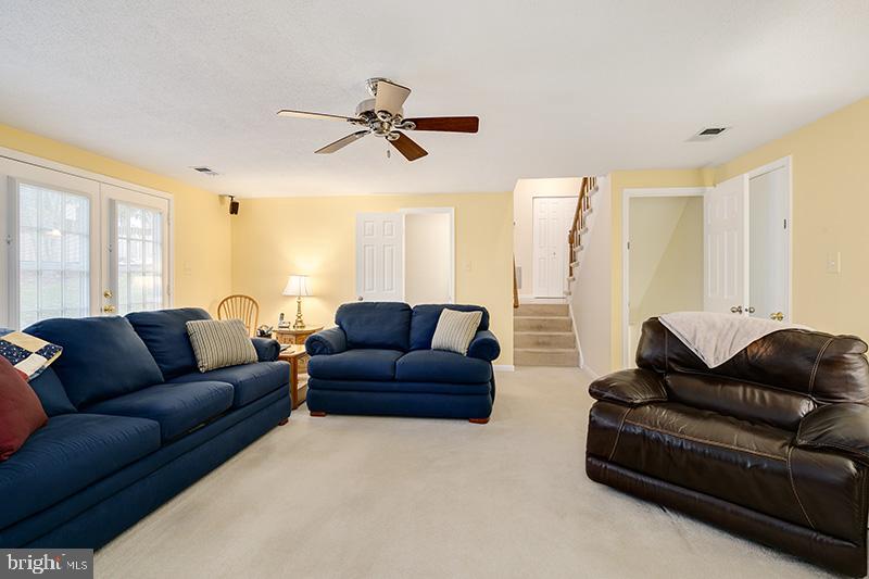 8818 Shadowlake Way Springfield, VA 22153 - Photo 30 of 40 Gallery Image 30