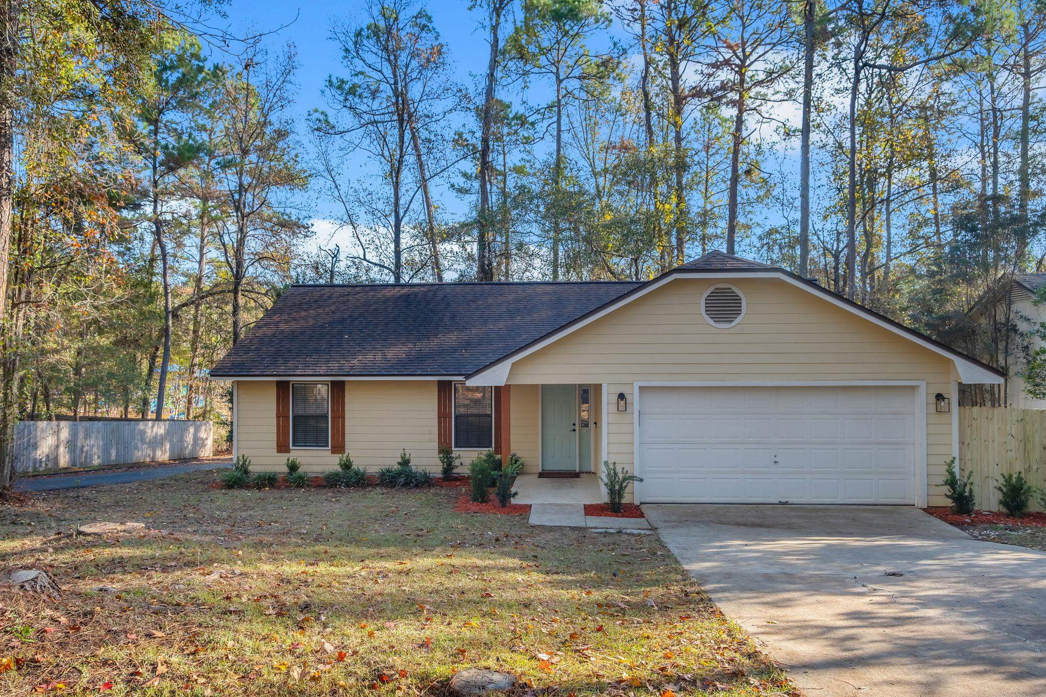 2384 Tuscavilla Road Tallahassee, FL 32312 - Photo 2 of 27