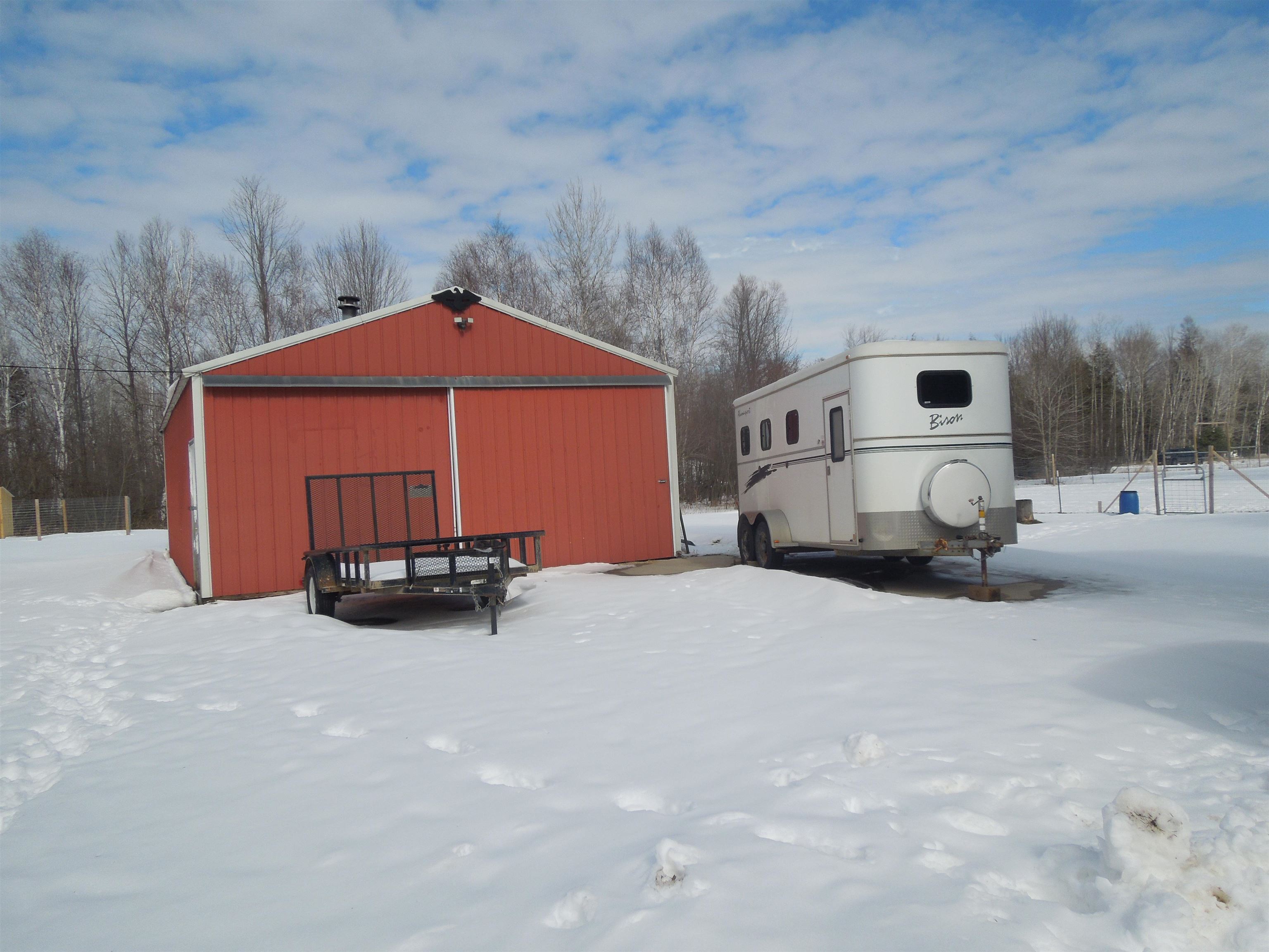 866 Dutcher Road Gladwin, MI 48624 - Photo 8 of 37