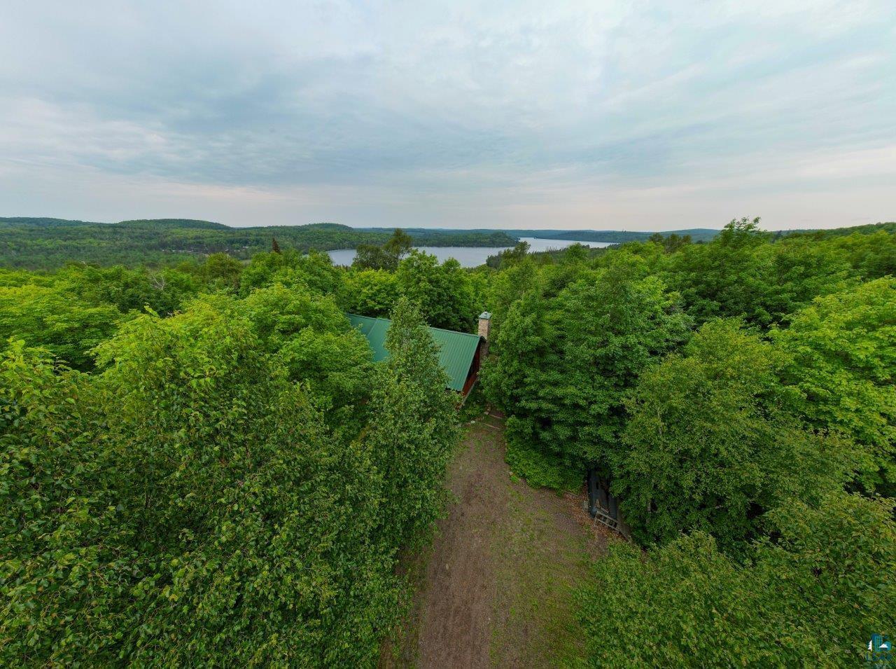 22 Maplecrest Lutsen, MN 55612 - Photo 4 of 50 Gallery Image 4