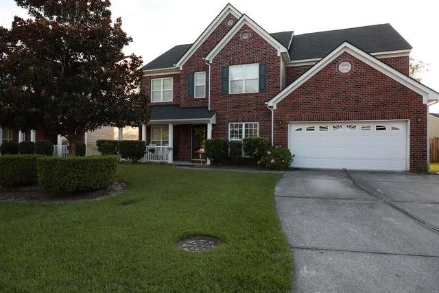 $385,819 | 3375 Middlesboro Avenue, Summerville, SC 29485