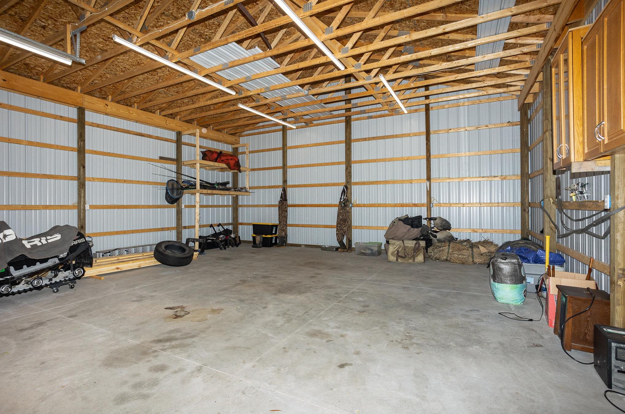 2356 East Erickson Road Pinconning, MI 48650 - Photo 7 of 25