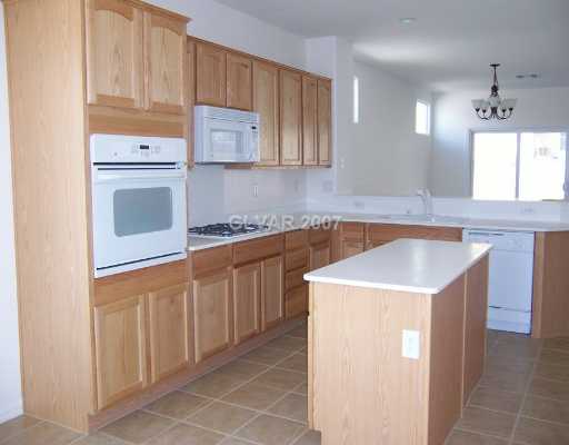 2114 Waterton Rivers Drive Henderson, NV 89044 - Photo 2 of 8 Kitchen.