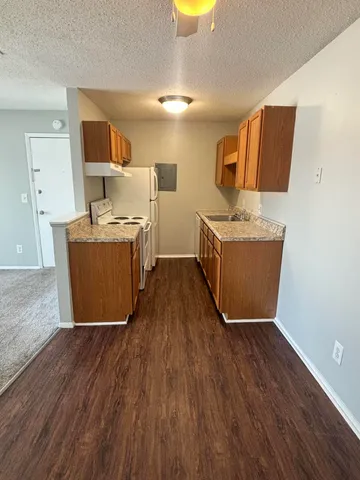 $1,095 | 157 Canfield Street, Unit 10, Milan, MI 48160