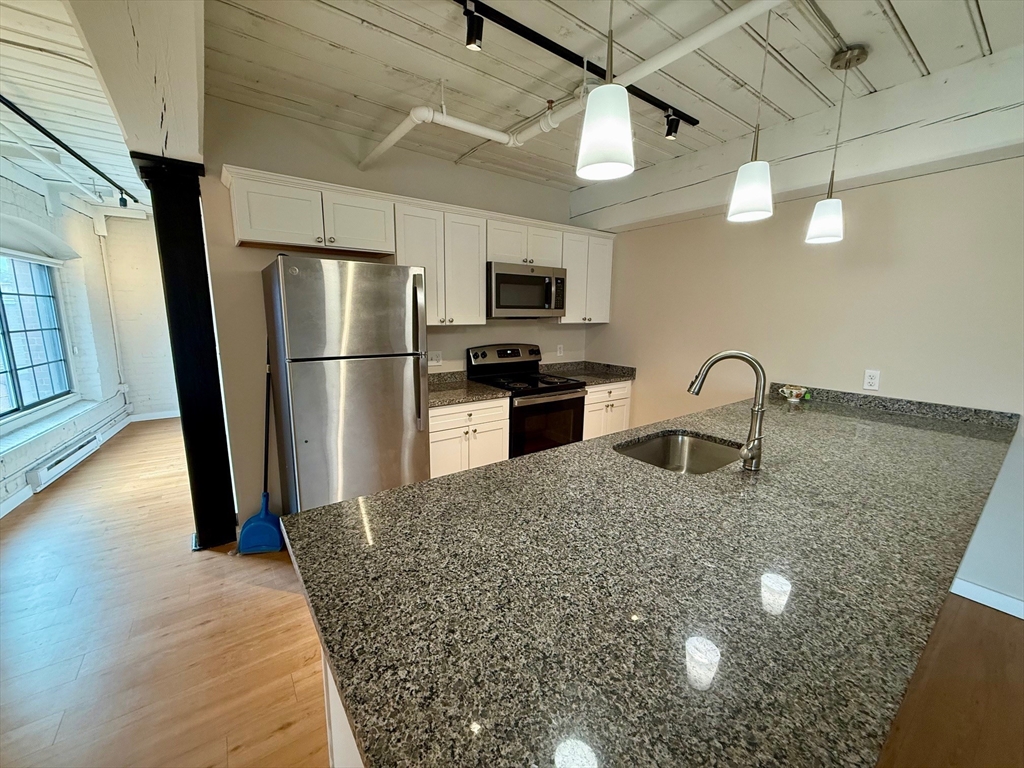 55 Sterling Street, Unit 208 Clinton, MA 01510 - Photo 6 of 31