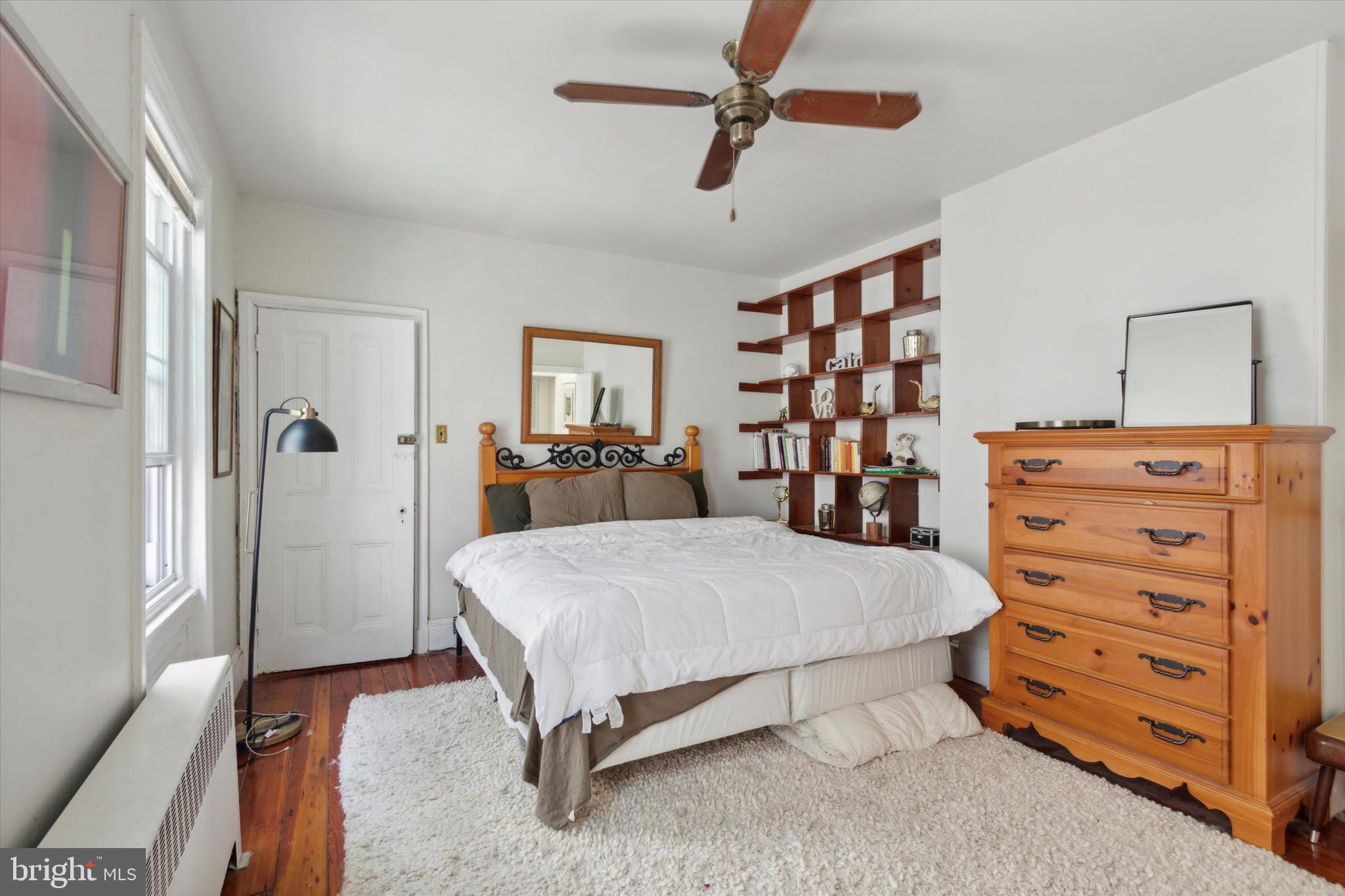 962 North 5th Street Philadelphia, PA 19123 - Photo 13 of 32