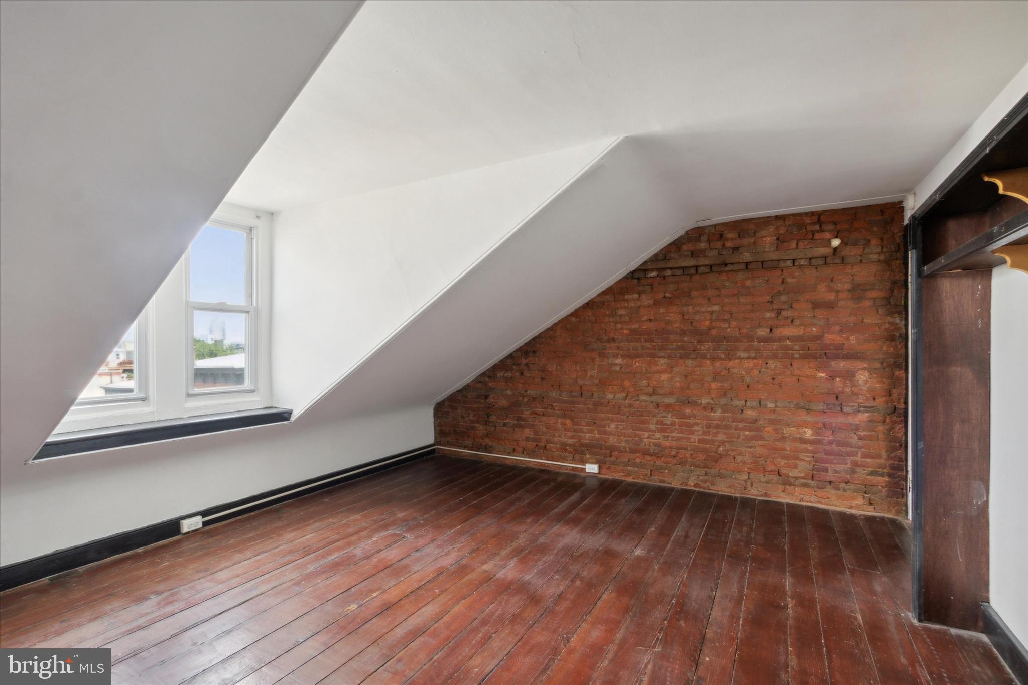 962 North 5th Street Philadelphia, PA 19123 - Photo 27 of 32