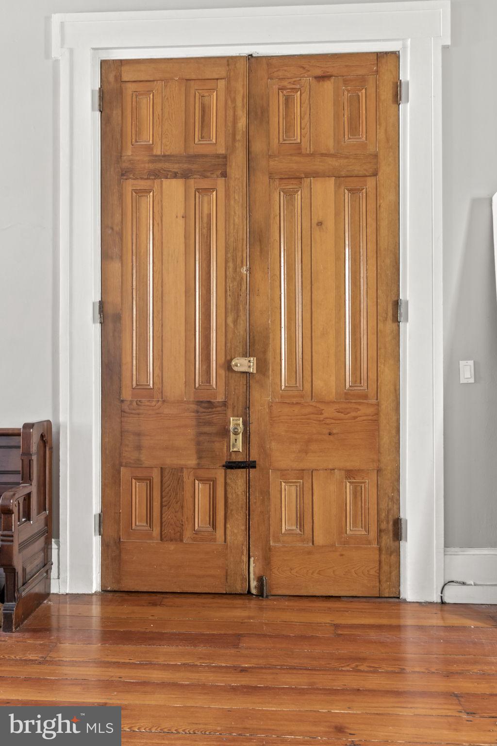 962 North 5th Street Philadelphia, PA 19123 - Photo 9 of 32