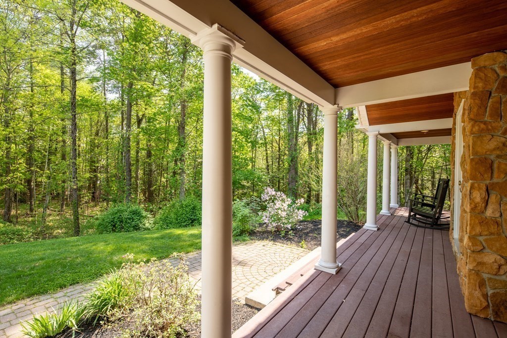 101 Stonefence Road Lunenburg, MA 01462 - Photo 7 of 41 a view of backyard with green space