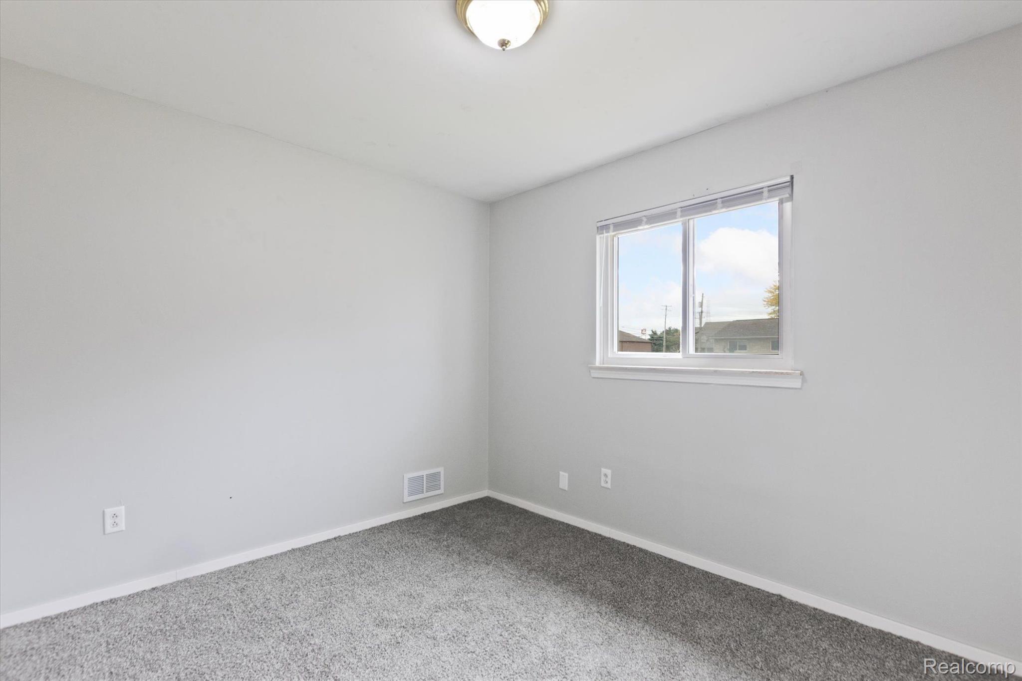 14693 Jackson Street Taylor, MI 48180 - Photo 16 of 40 Gallery Image 16
