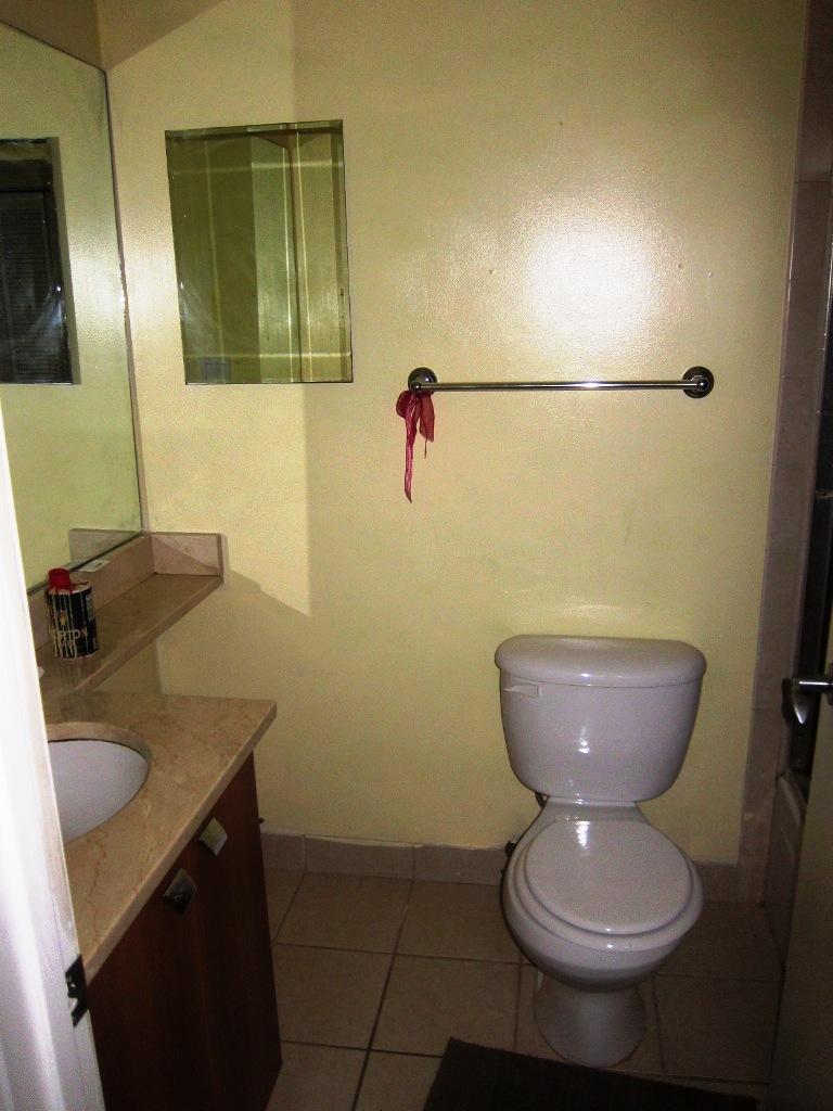 1385 Crystal Way, Unit M Delray Beach, FL 33444 - Photo 4 of 6 Full Bath
