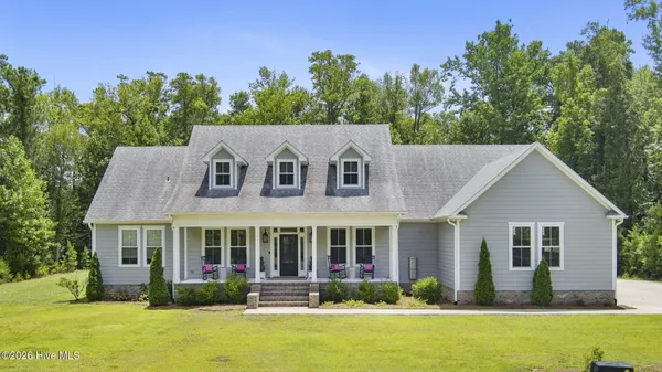 $949,000 | 2703 East Fairway Road, Morehead City, NC 28557