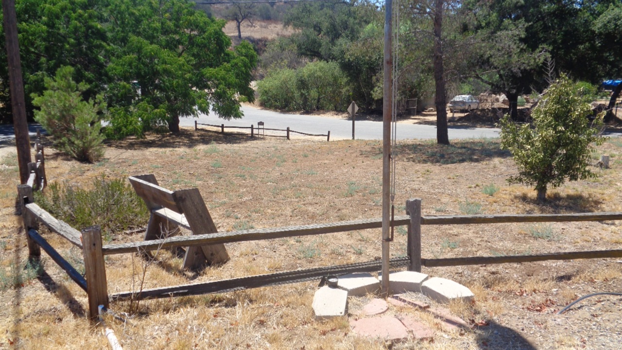 1537 Weekend Villa Road Ramona, CA 92065 - Photo 3 of 25