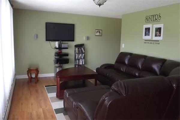 60 Russell Street Fall River, MA 02721 - Photo 4 of 8