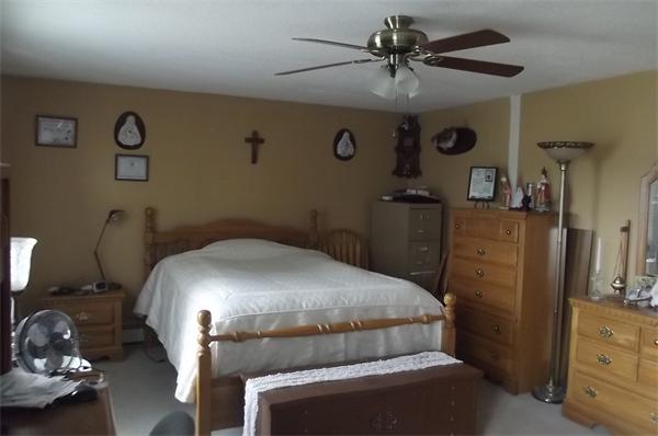 60 Russell Street Fall River, MA 02721 - Photo 6 of 8
