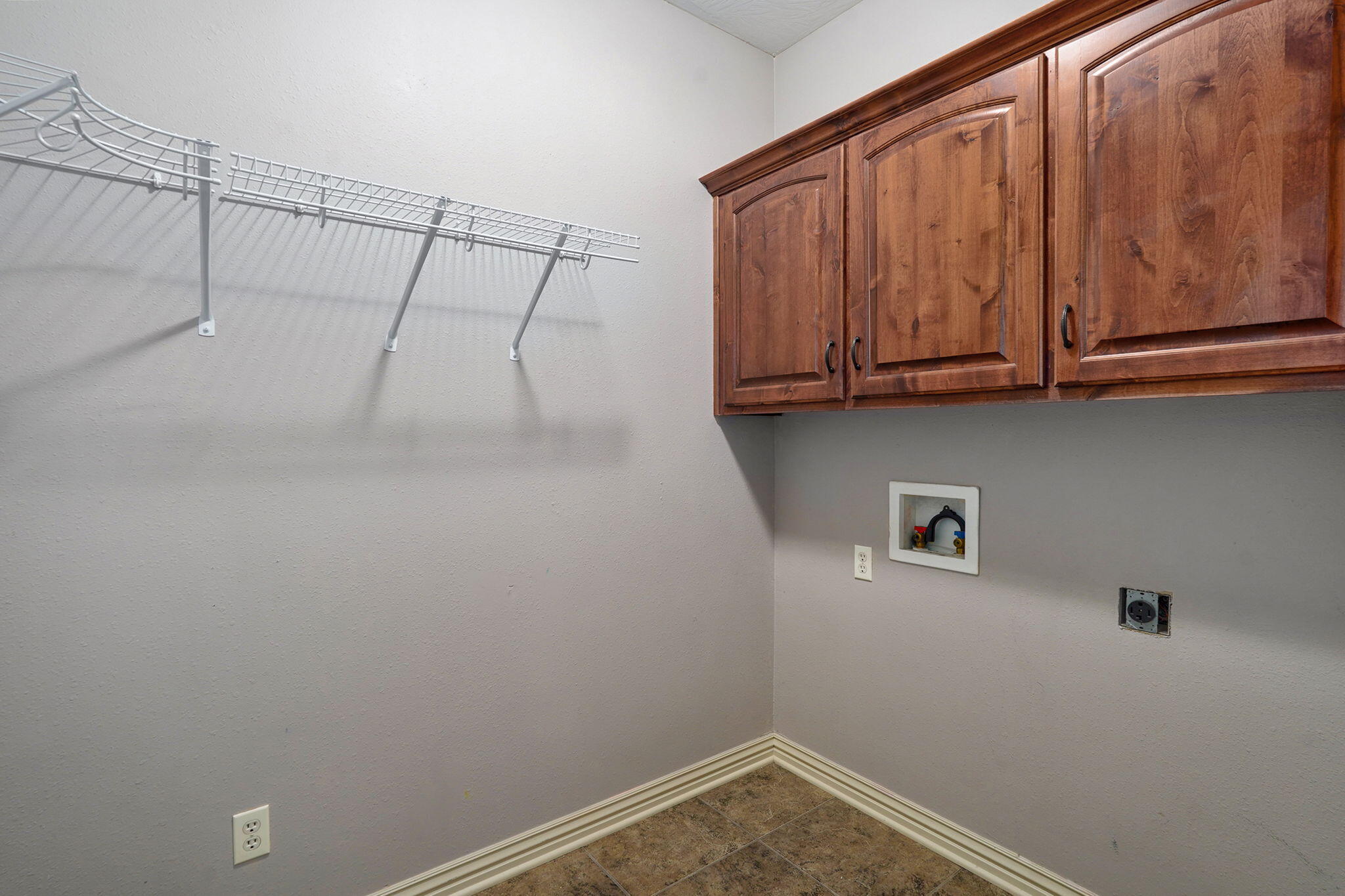 3192 West Melbourne Street Springfield, MO 65810 - Photo 24 of 28 3192 W Melbourne St-6