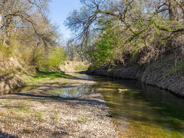 $470,000 | 400 Private Road 4295, Rockdale, TX 76567