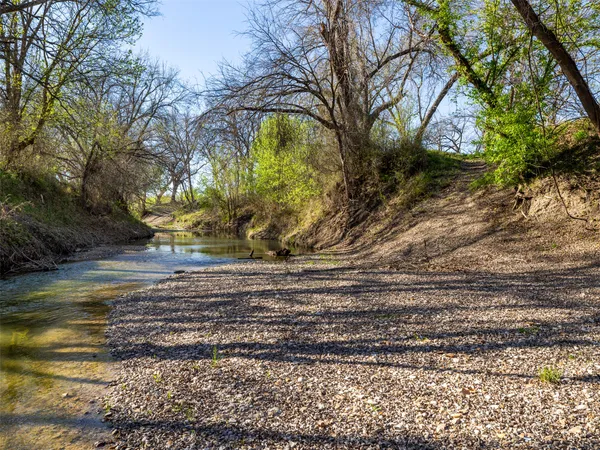 $470,000 | 400 Private Road 4295, Rockdale, TX 76567