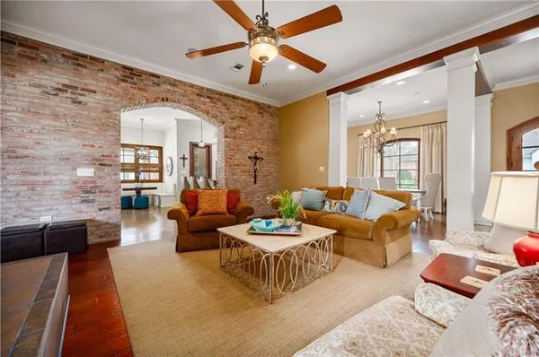 $749,000 | 6008 Stonegate Drive, Alexandria, LA 71303