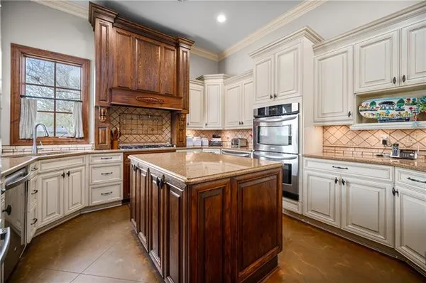 $749,000 | 6008 Stonegate Drive, Alexandria, LA 71303