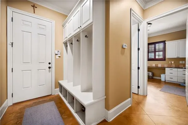 $749,000 | 6008 Stonegate Drive, Alexandria, LA 71303