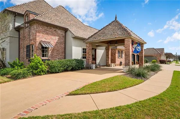 $749,000 | 6008 Stonegate Drive, Alexandria, LA 71303