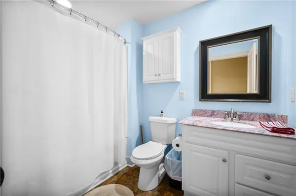 $749,000 | 6008 Stonegate Drive, Alexandria, LA 71303